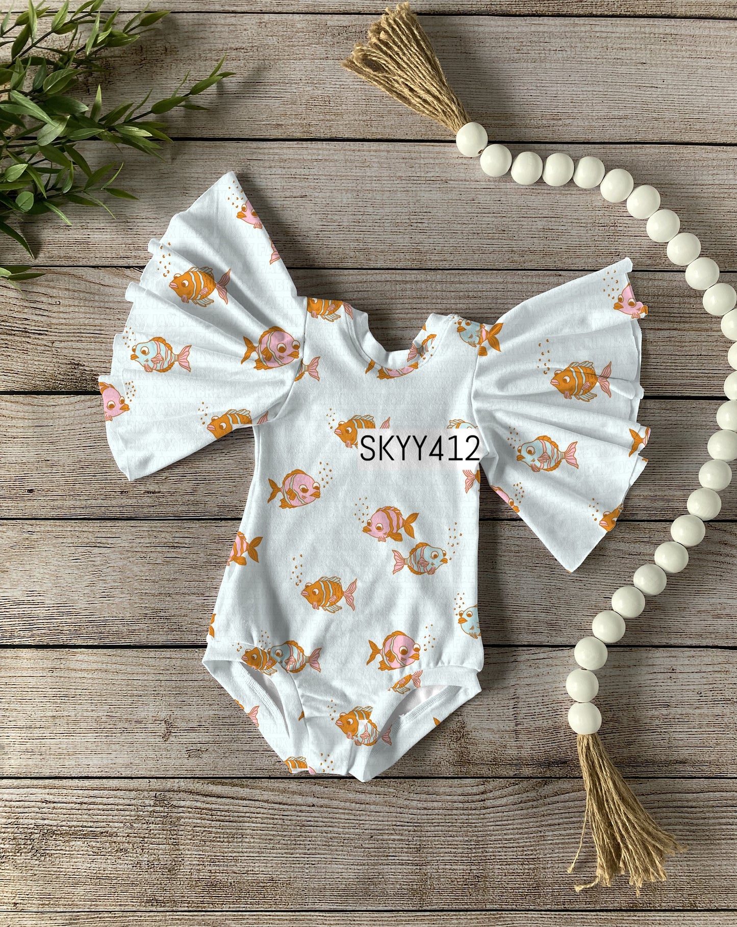 Fish Circle sleeve Leo