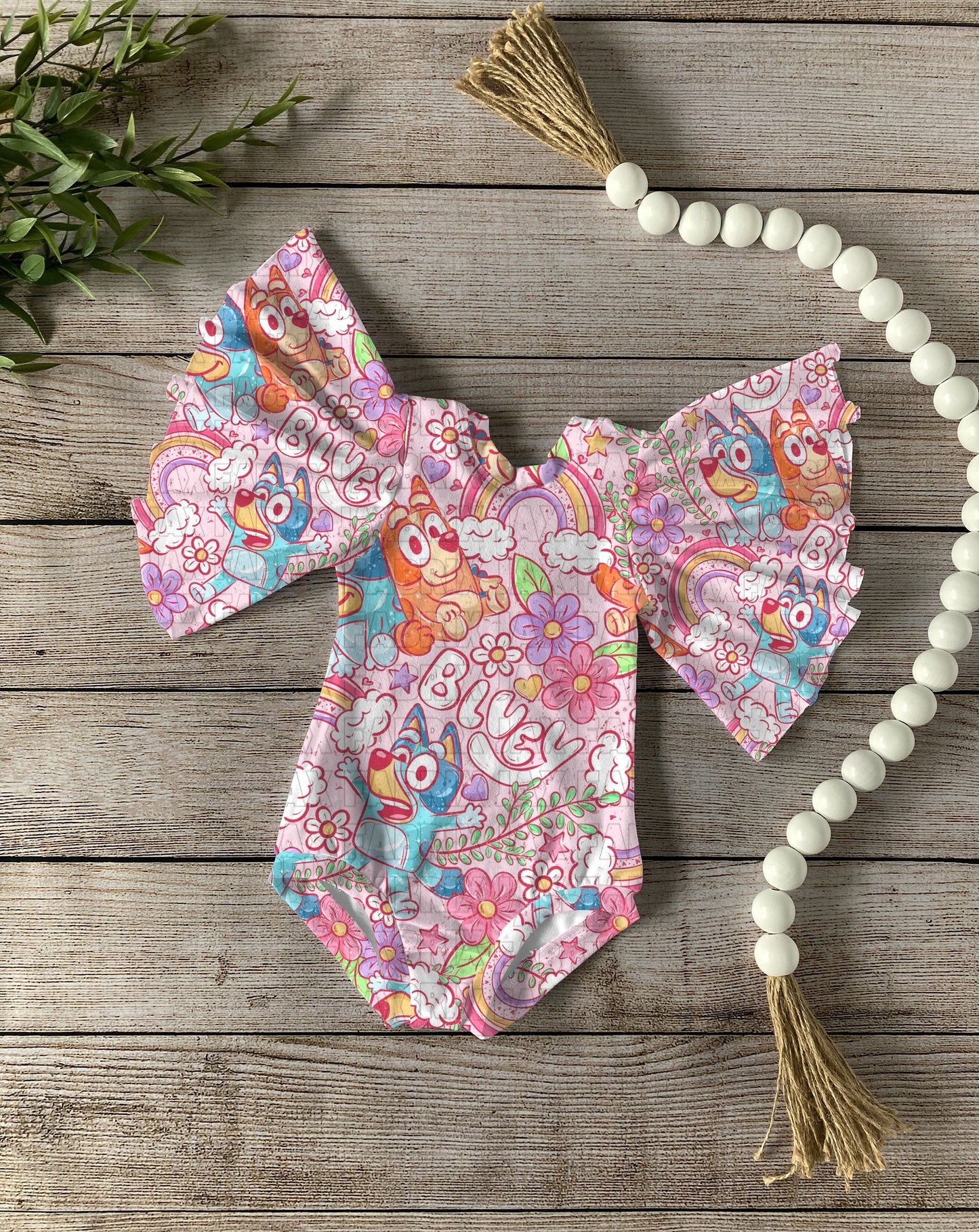 Pink rainbow Circle sleeve Leo