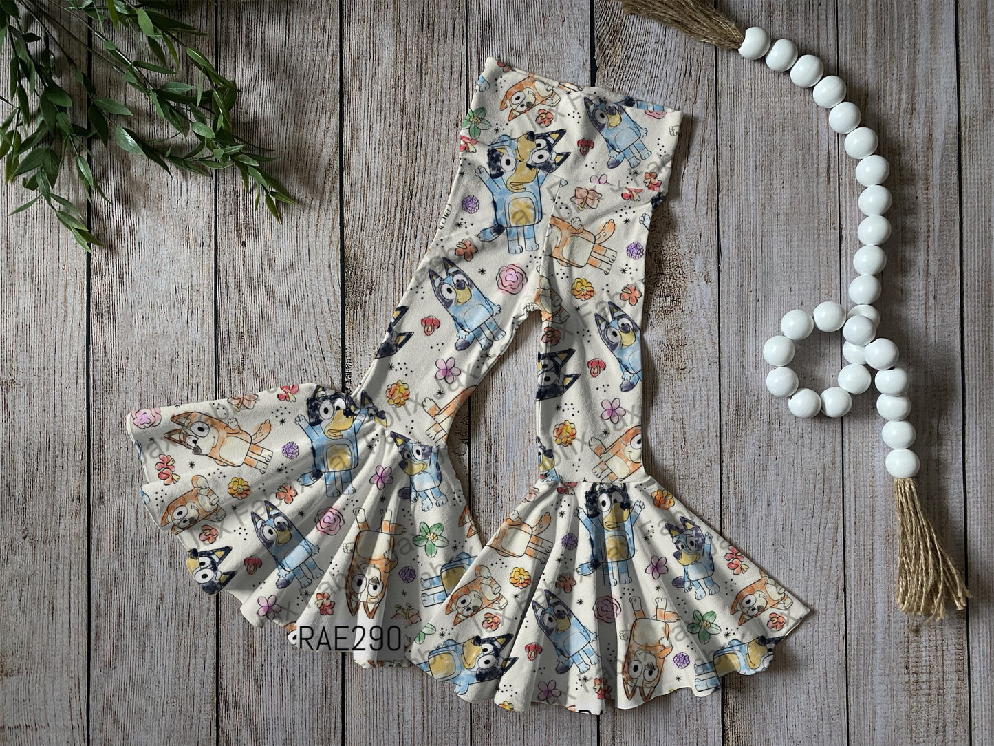 Sketch dog bell bottoms