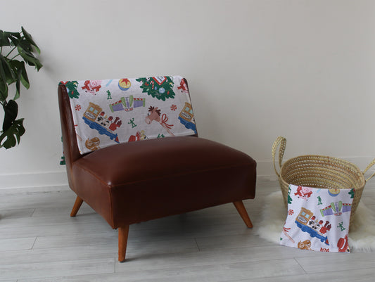 Toys Playmat, swaddle, and blanket